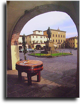 Piazza Giovanni a Verrazzano