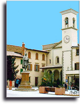 Piazza Giotto e Chiesa San Giovanni Battista