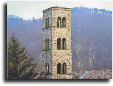 Santa Maria a Loppia: campanile