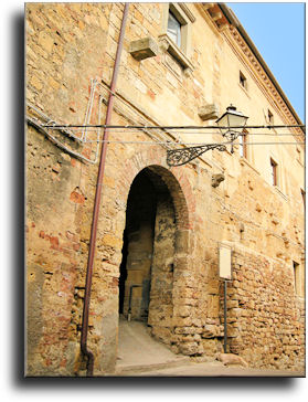 Castello di Guardistallo
